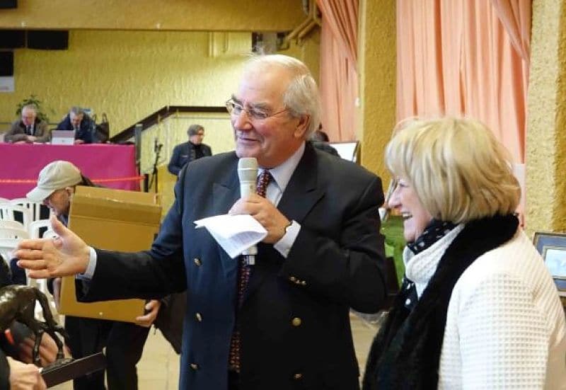 You are currently viewing Association des Éleveurs Normand : Jean-Pierre Viel succède à Philippe Henry à la présidence
