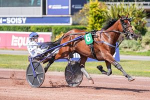 Lire la suite à propos de l’article Une sixième victoire de Groupe 1 pour Go On Boy