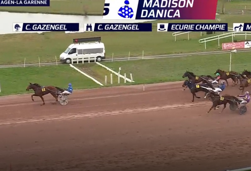 Vous consultez Madison Danica – Look des Ecus – Icare Dungy : la triple réussite du jour
